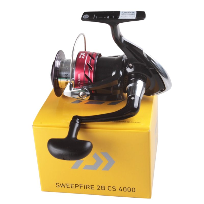 Daiwa SweepFire-2B Spinning Reel Freshwater M-Heavy/Saltwater Medium  (SW3500-2B) - Go Outdoor Gear